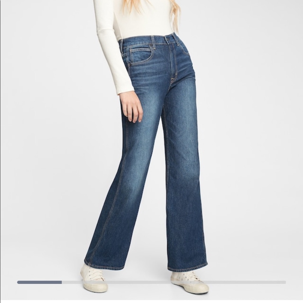 GAP Vintage Flare High Rise Jeans 31 / 12 Dark Wash